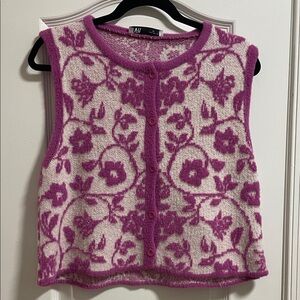 Zara Pink & Cream Floral Knit Button Vest